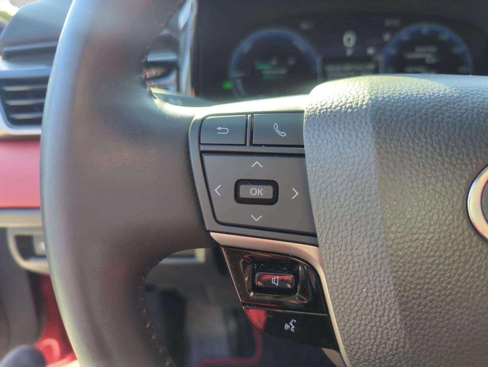 2025 Toyota Camry XSE (Natl)