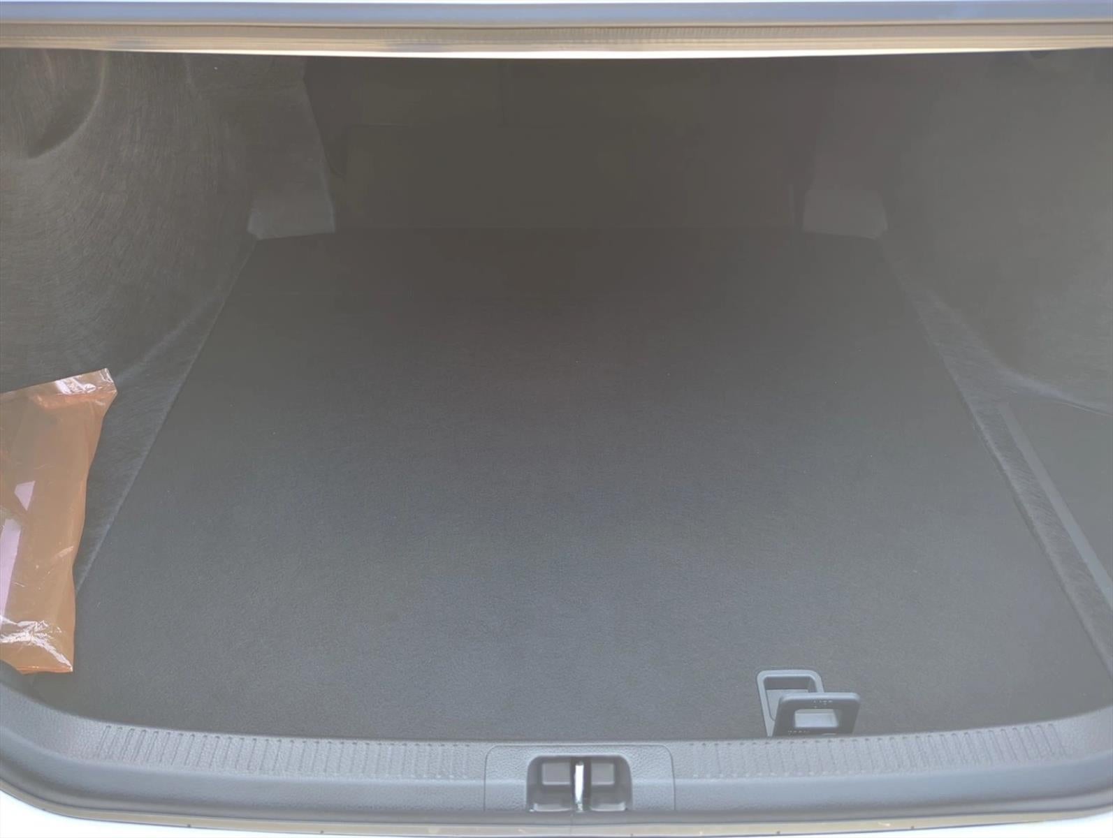 2026 Toyota Camry SE (SE)