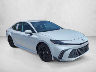 2026 Toyota Camry SE (SE)
