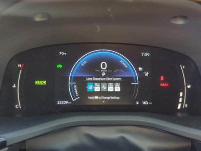 2025 Toyota Camry LE (Natl)