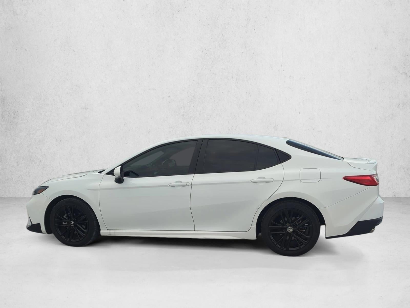 2025 Toyota Camry SE (Natl)