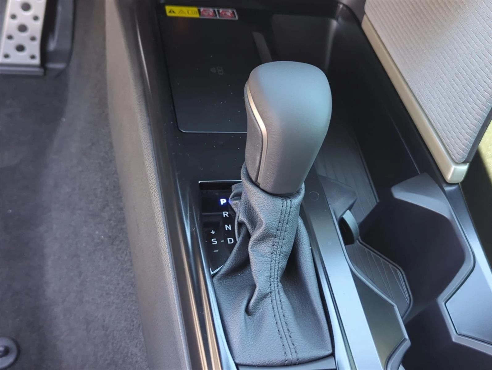 2026 Toyota Camry SE (SE)