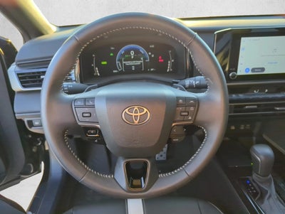 2025 Toyota Camry SE (SE)