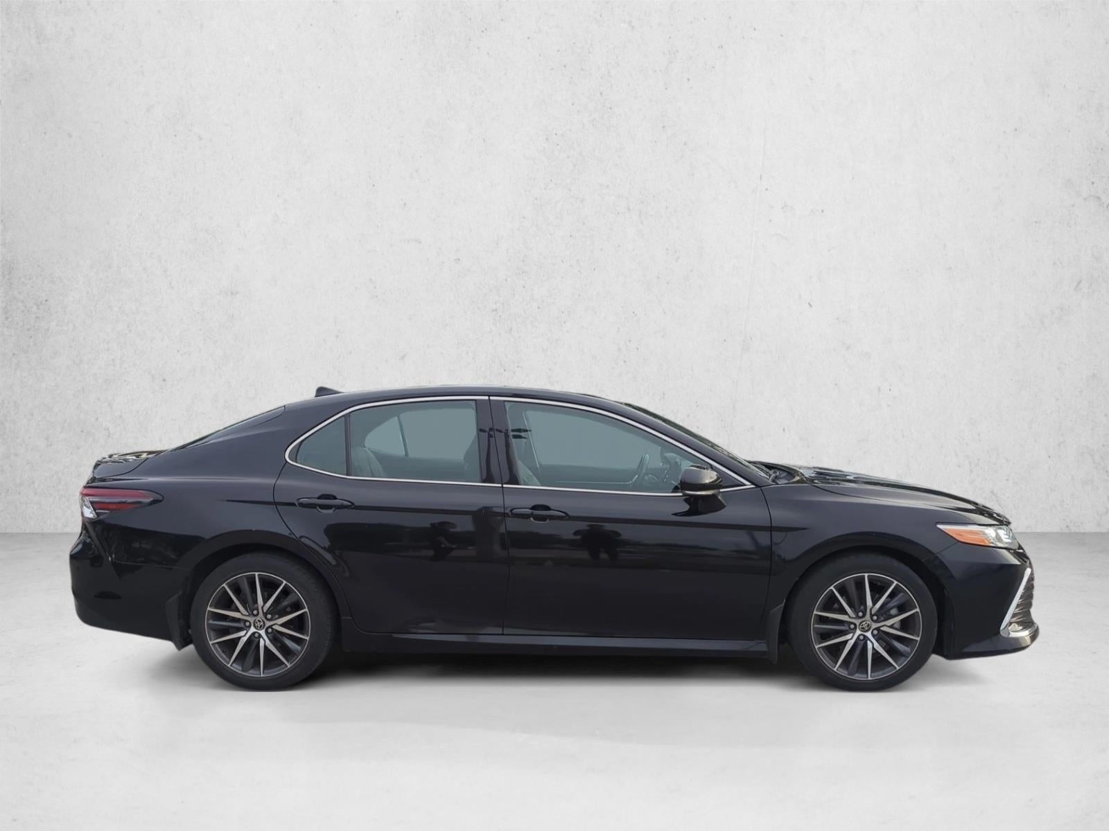 2023 Toyota Camry XLE Auto (SE)