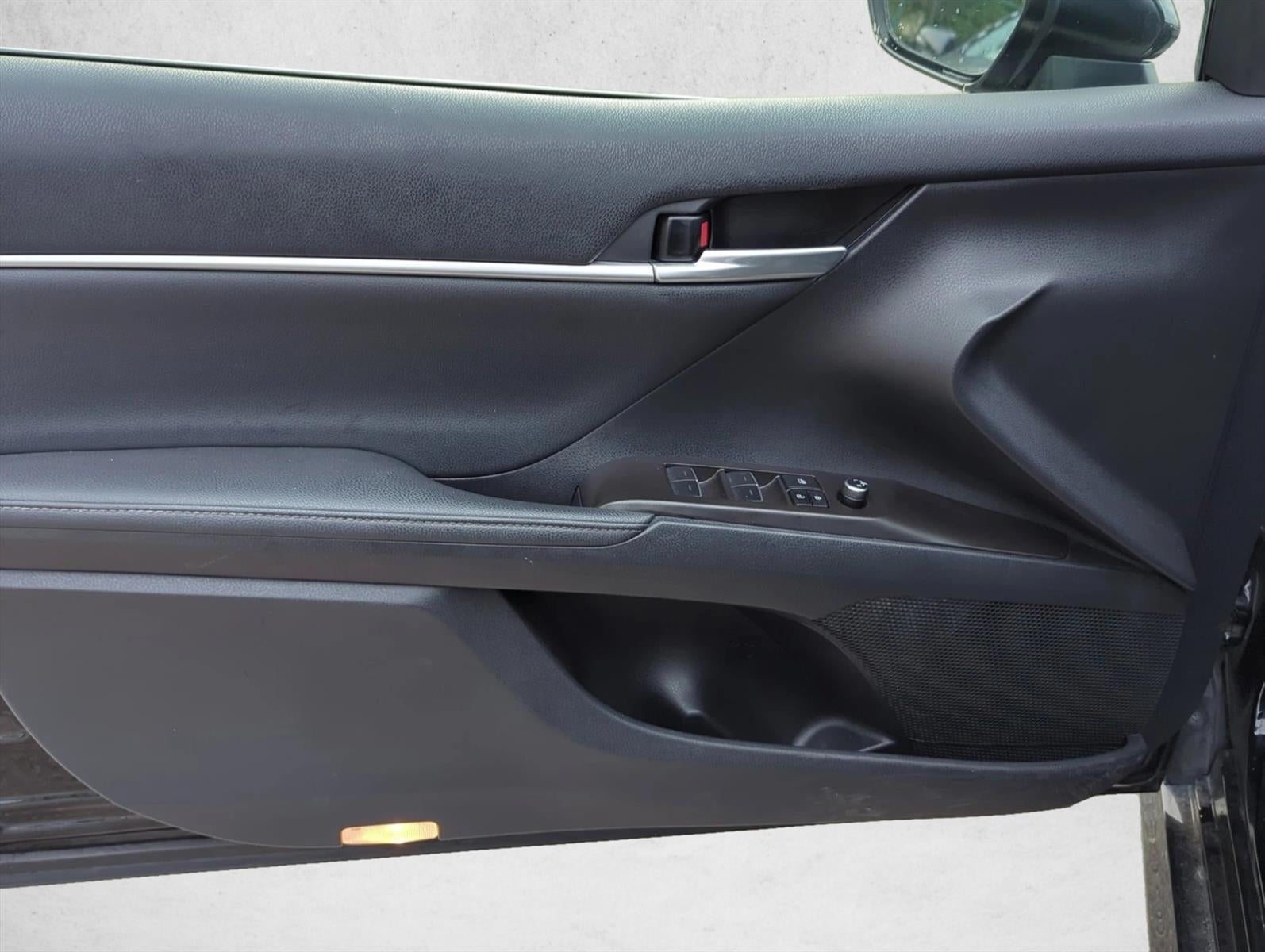 2023 Toyota Camry XLE Auto (SE)