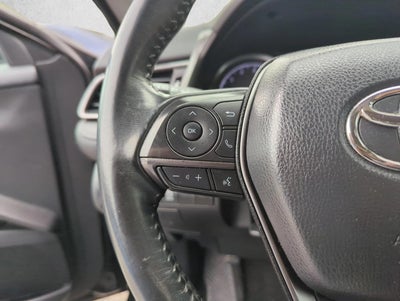 2023 Toyota Camry SE Auto (SE)