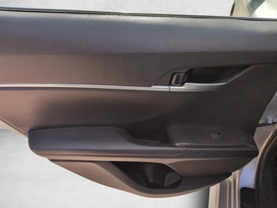 2023 Toyota Camry SE Auto (Natl)