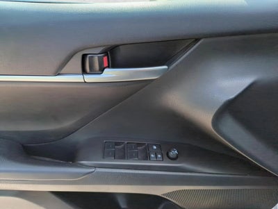 2023 Toyota Camry SE Auto (Natl)