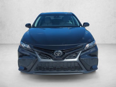 2024 Toyota Camry SE Auto (SE)