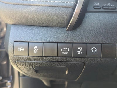 2023 Toyota Camry SE Auto (SE)