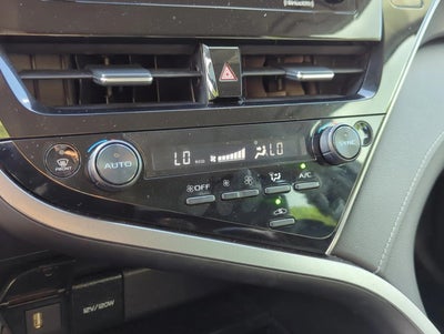 2023 Toyota Camry SE Auto (SE)