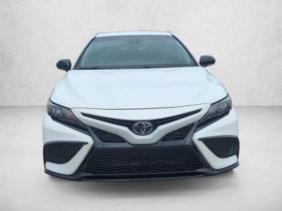 2024 Toyota Camry SE Auto (SE)