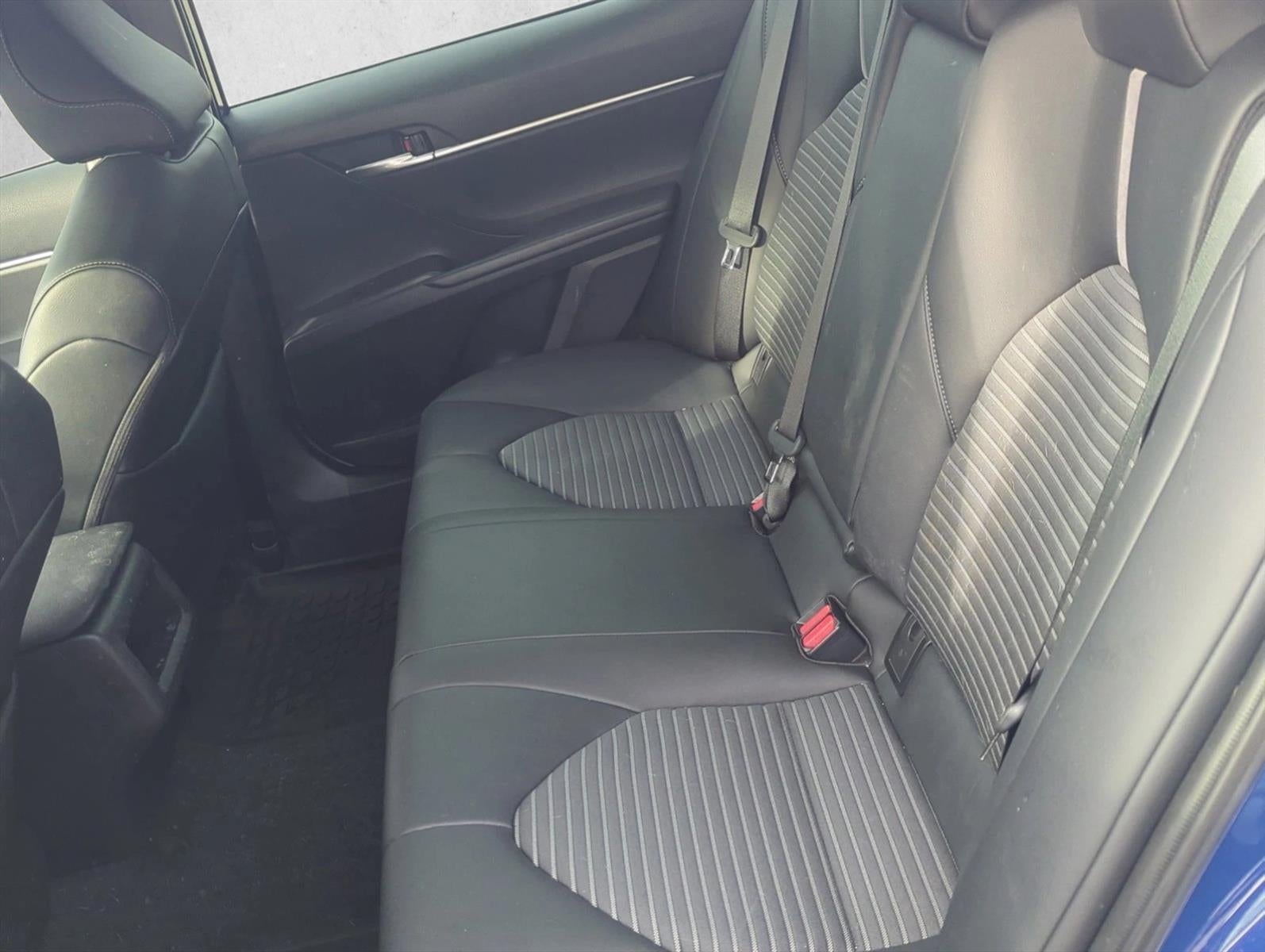 2023 Toyota Camry SE Auto (SE)