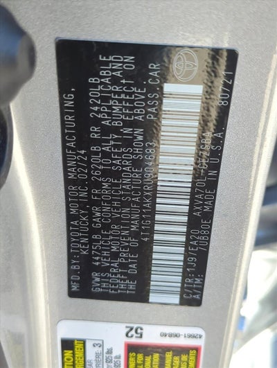 2024 Toyota Camry SE Auto (SE)