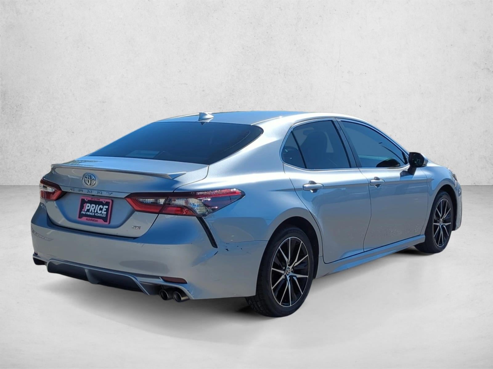 2024 Toyota Camry SE Auto (SE)