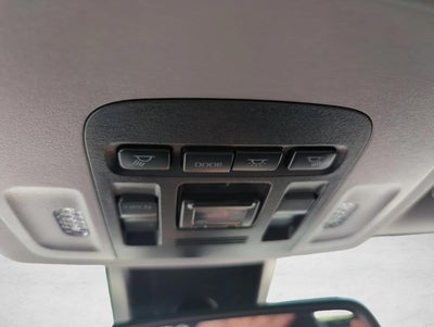 2023 Toyota Camry SE Auto (SE)