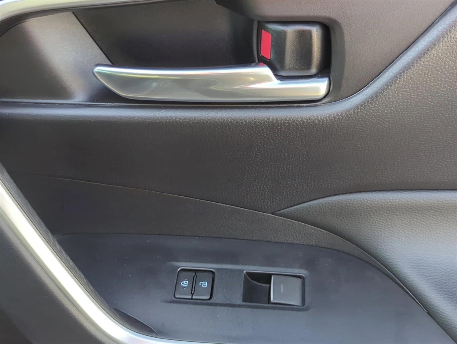 2022 Toyota RAV4 Hybrid XLE Premium AWD (Natl)