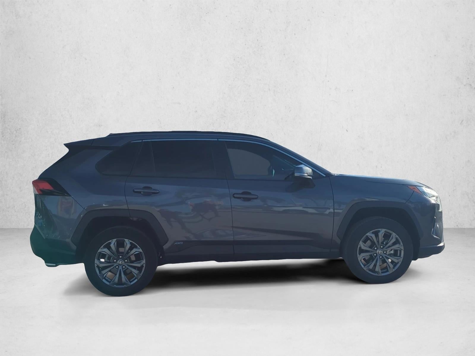2022 Toyota RAV4 Hybrid XLE Premium AWD (Natl)
