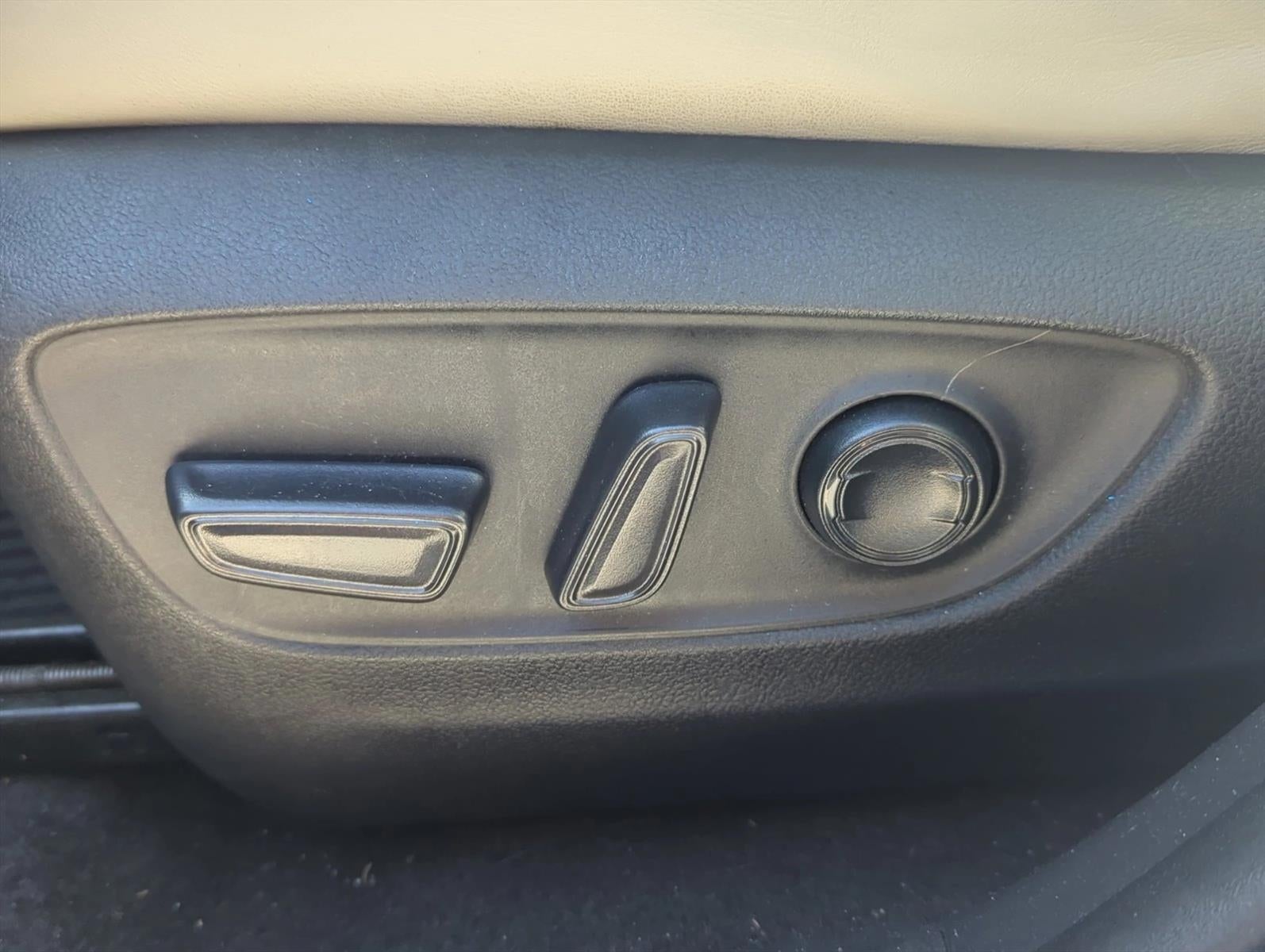 2021 Toyota RAV4 Hybrid XLE Premium AWD (Natl)