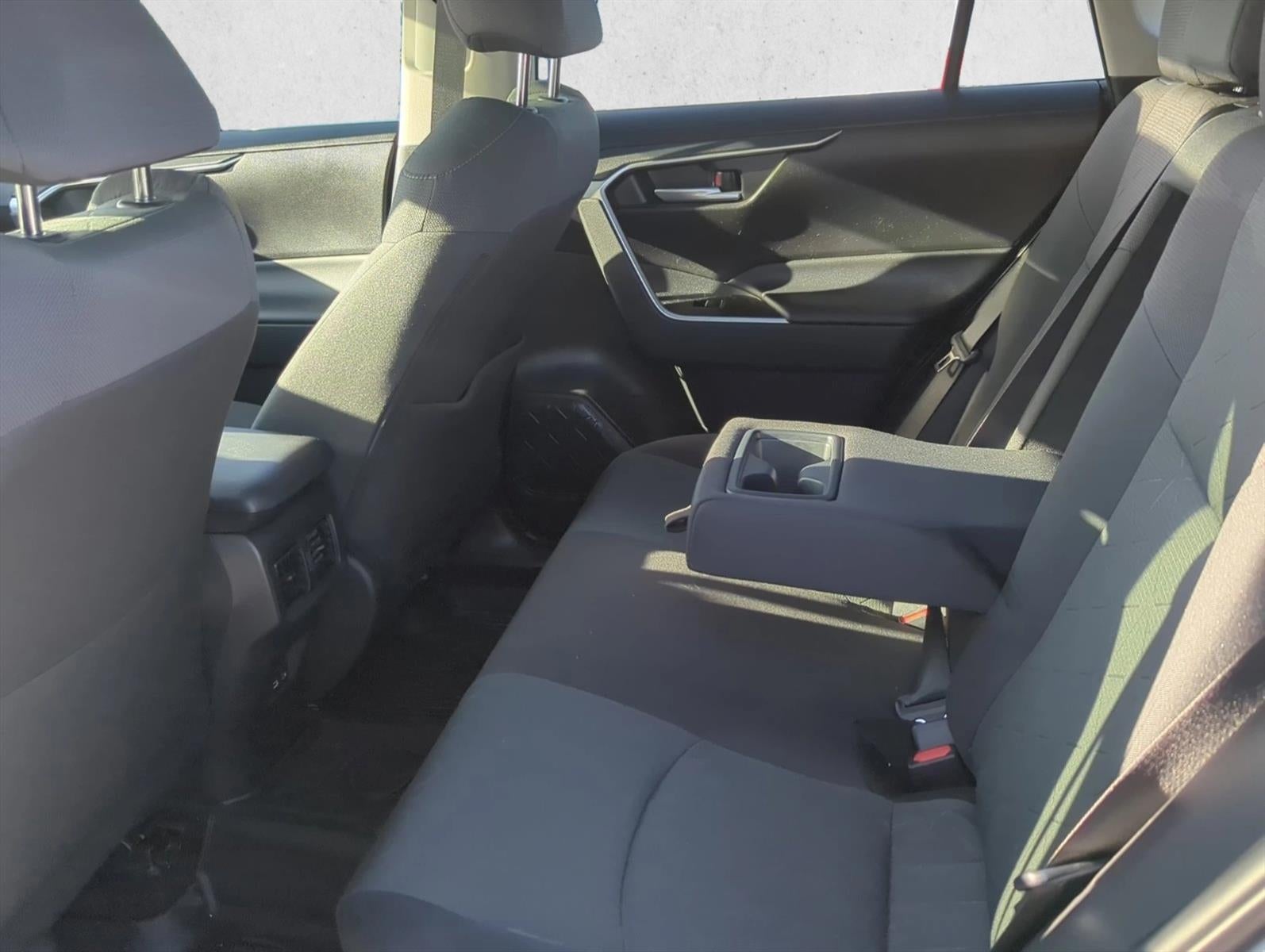 2023 Toyota RAV4 Hybrid XLE AWD (Natl)