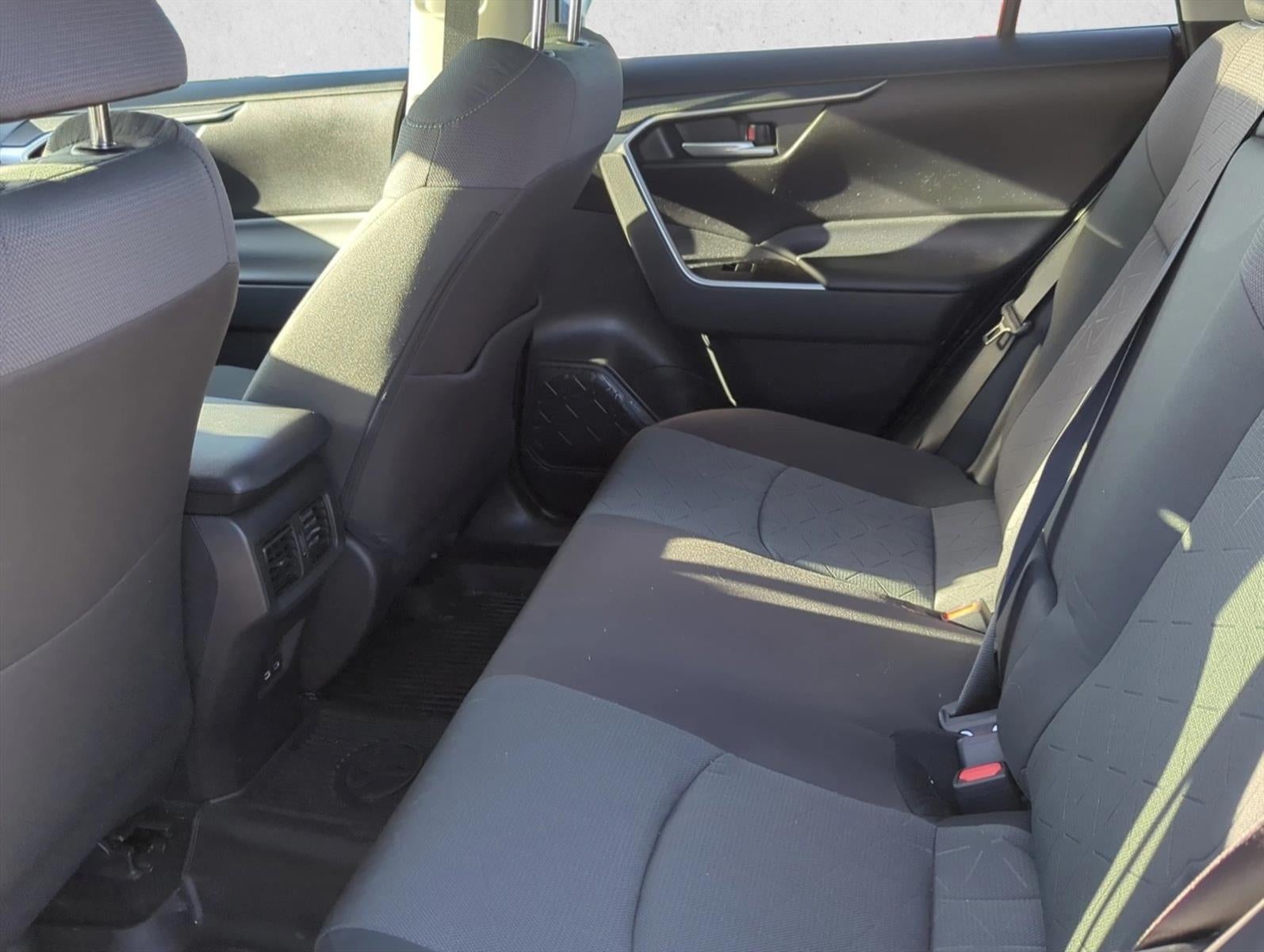 2023 Toyota RAV4 Hybrid XLE AWD (Natl)