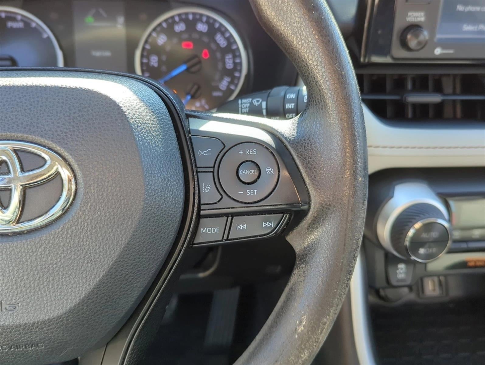 2021 Toyota RAV4 Hybrid XLE AWD (Natl)