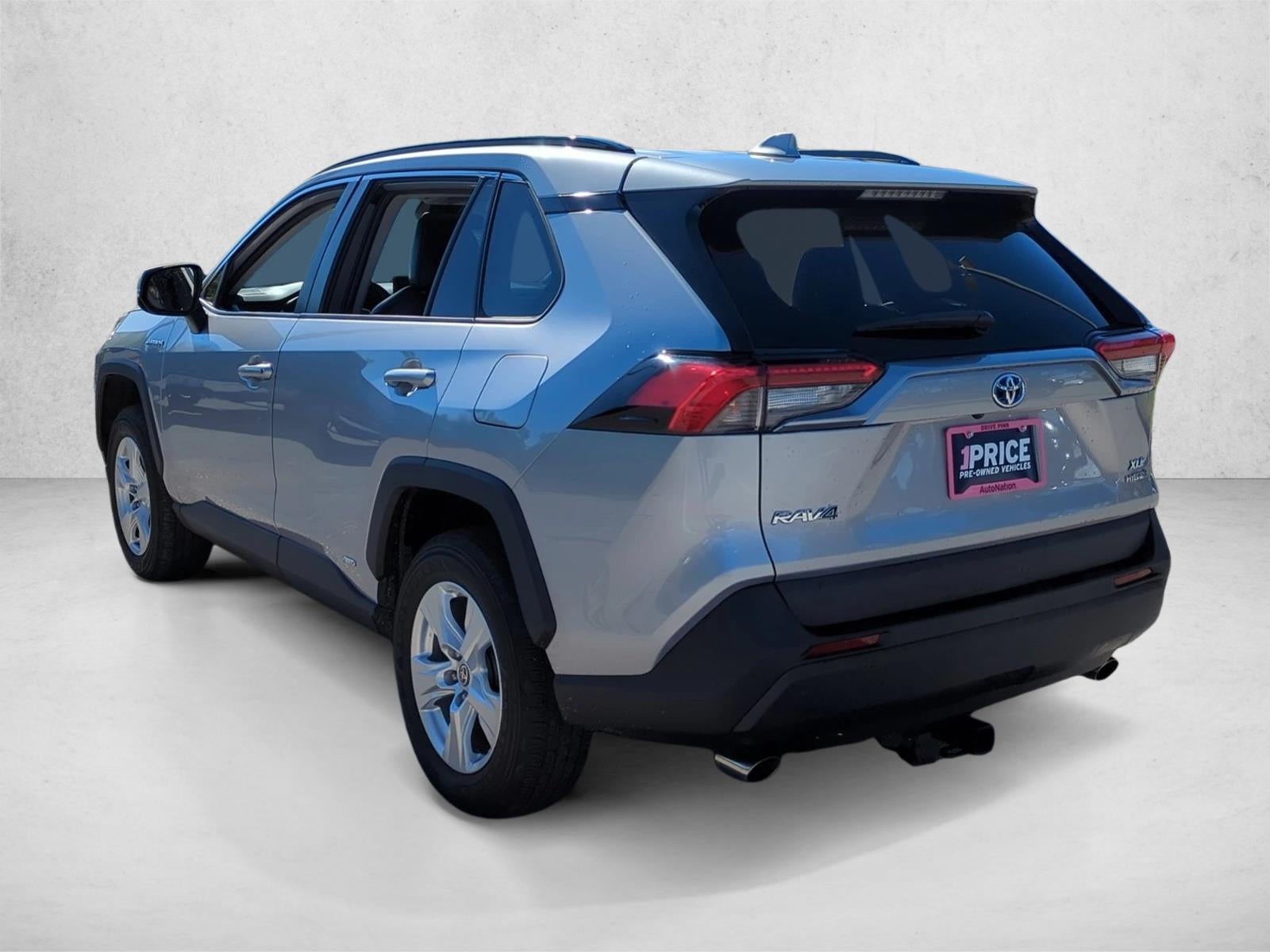 2021 Toyota RAV4 Hybrid XLE AWD (Natl)