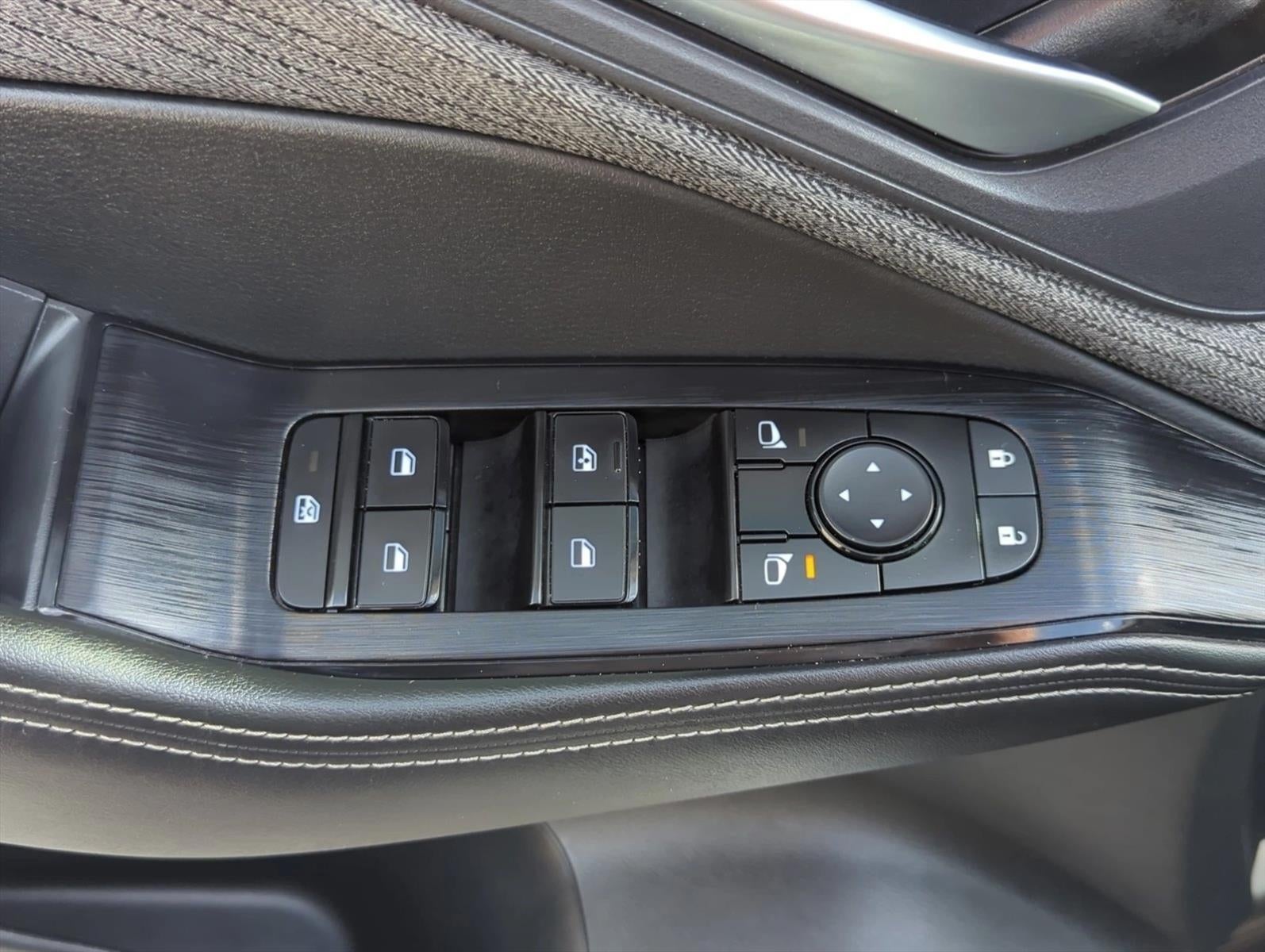2023 Nissan Rogue FWD SV