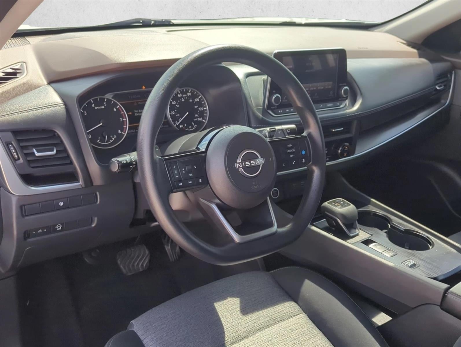 2023 Nissan Rogue FWD SV