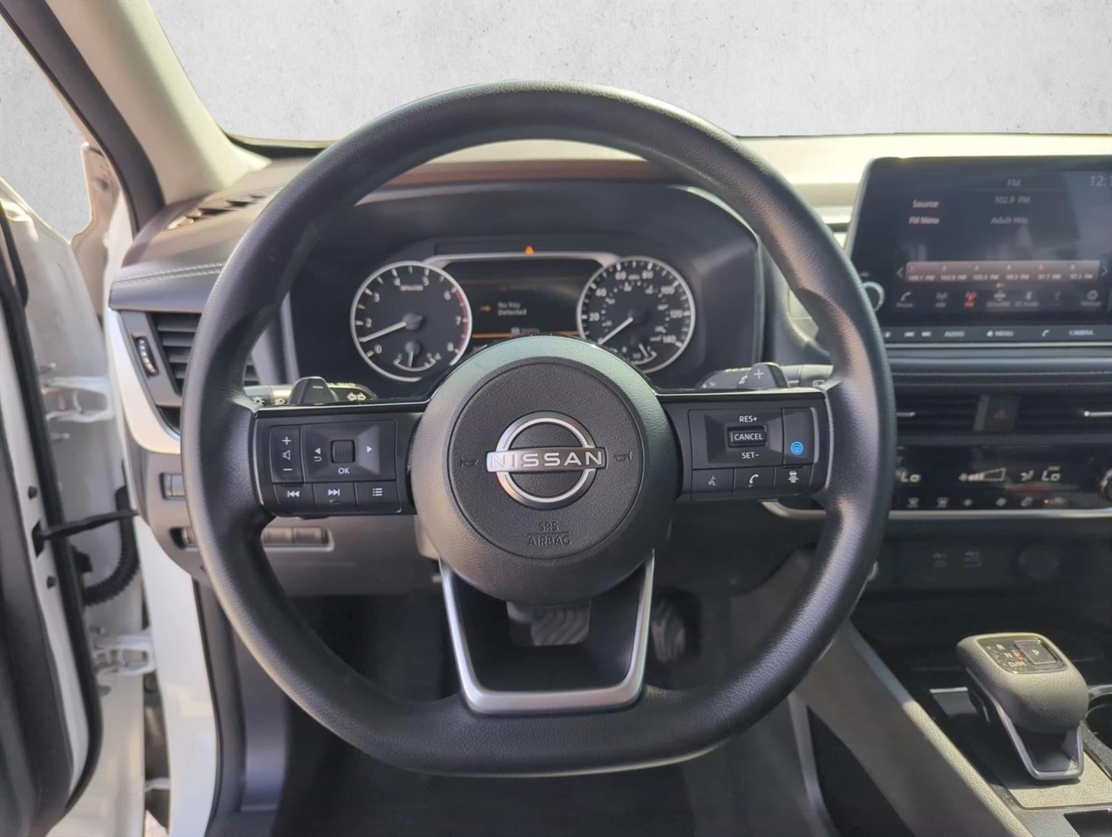 2023 Nissan Rogue FWD SV