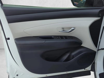 2025 Hyundai TUCSON SE FWD
