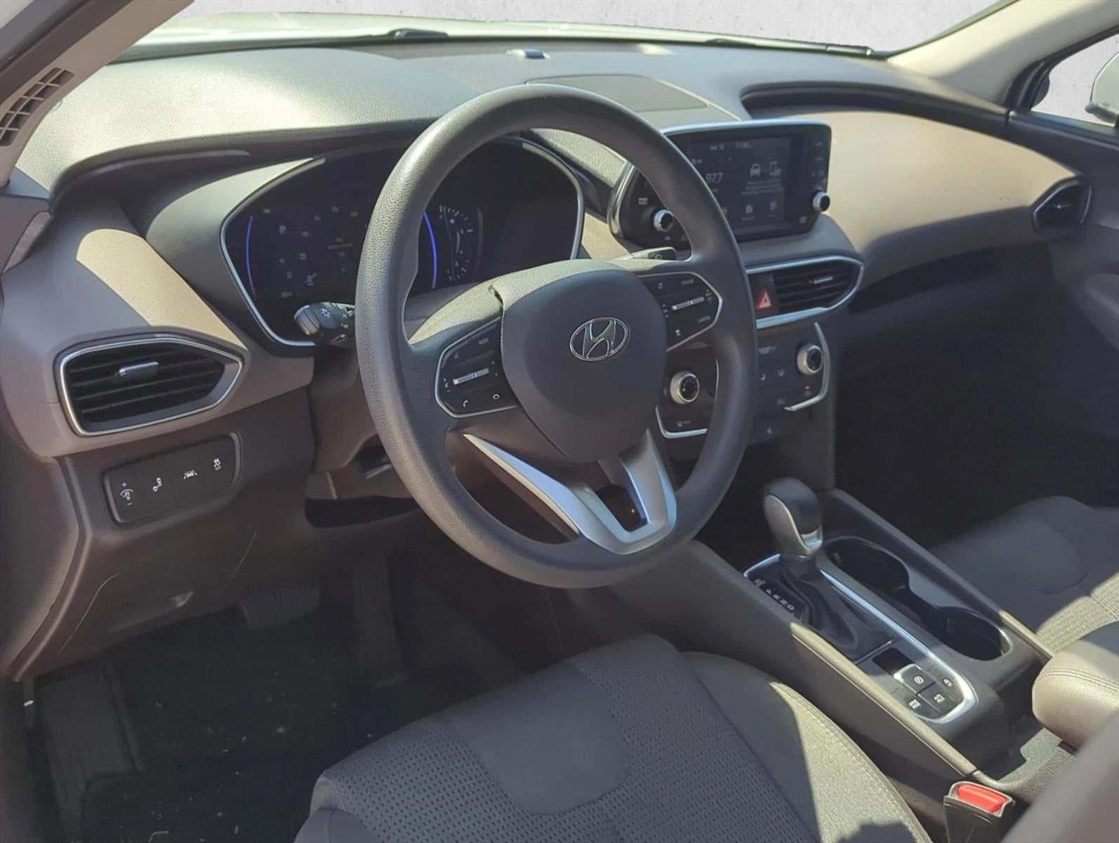 2020 Hyundai SANTA FE SEL 2.4L Auto FWD