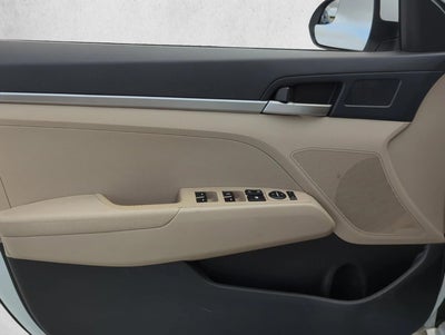 2020 Hyundai ELANTRA SE IVT