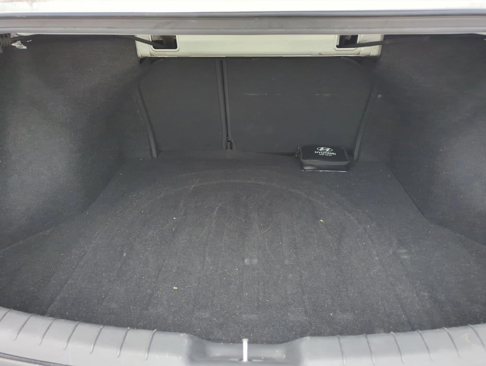 2019 Hyundai ELANTRA SEL Auto