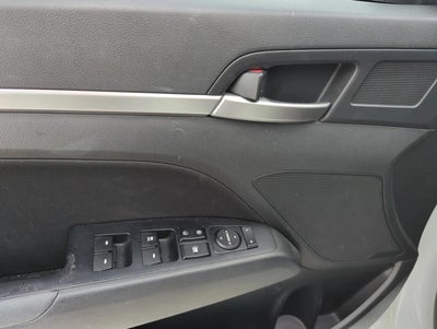 2019 Hyundai ELANTRA SEL Auto