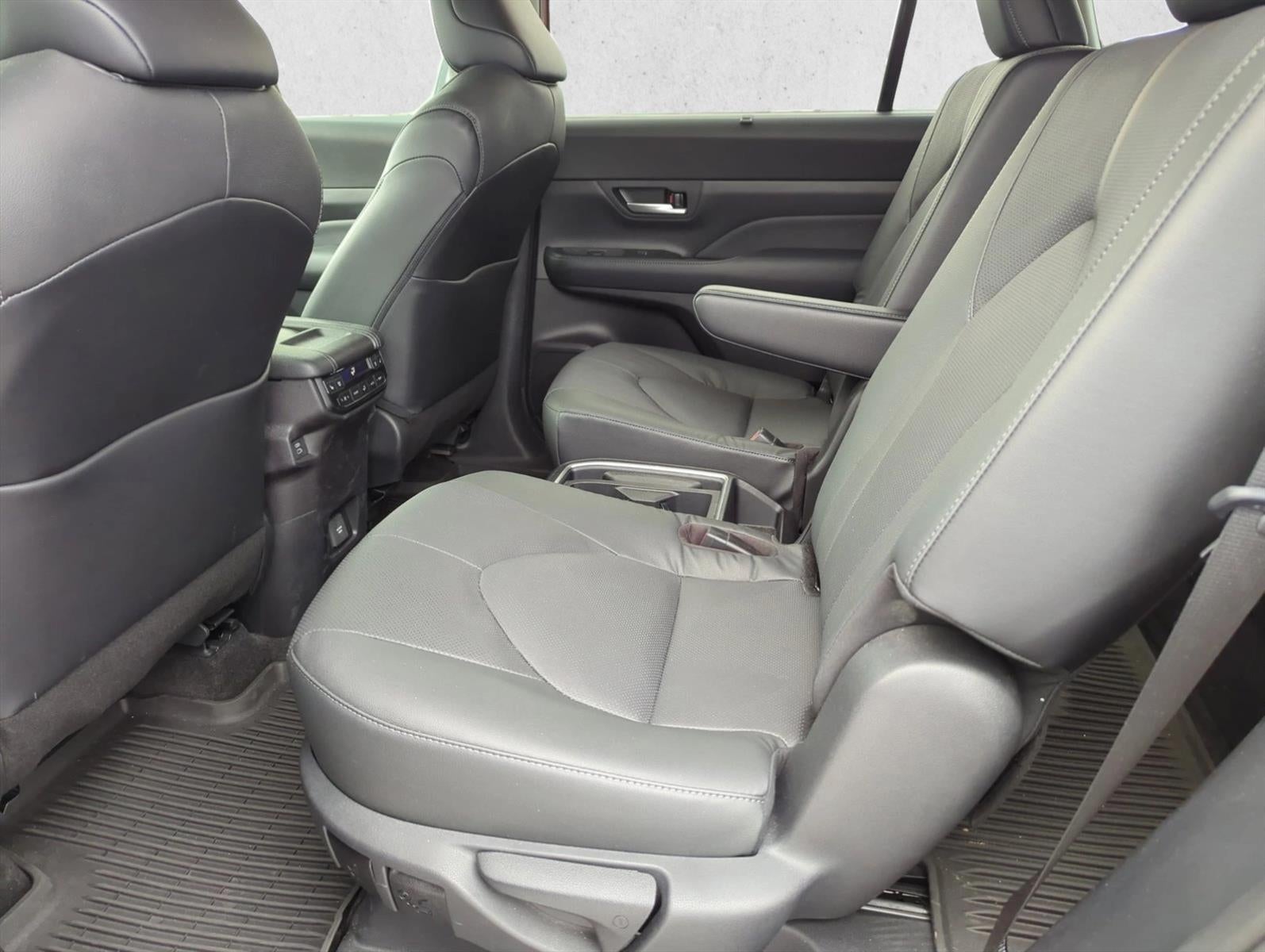 2024 Toyota Grand Highlander Platinum AWD (Natl)