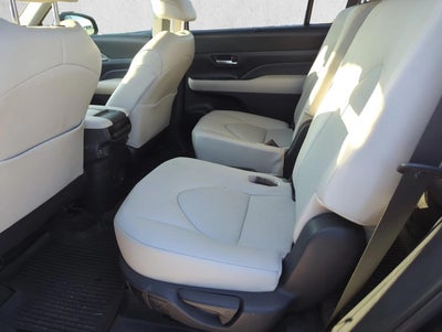 2024 Toyota Grand Highlander Hybrid XLE AWD (Natl)