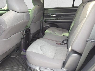 2025 Toyota Grand Highlander Hybrid LE AWD (Natl)