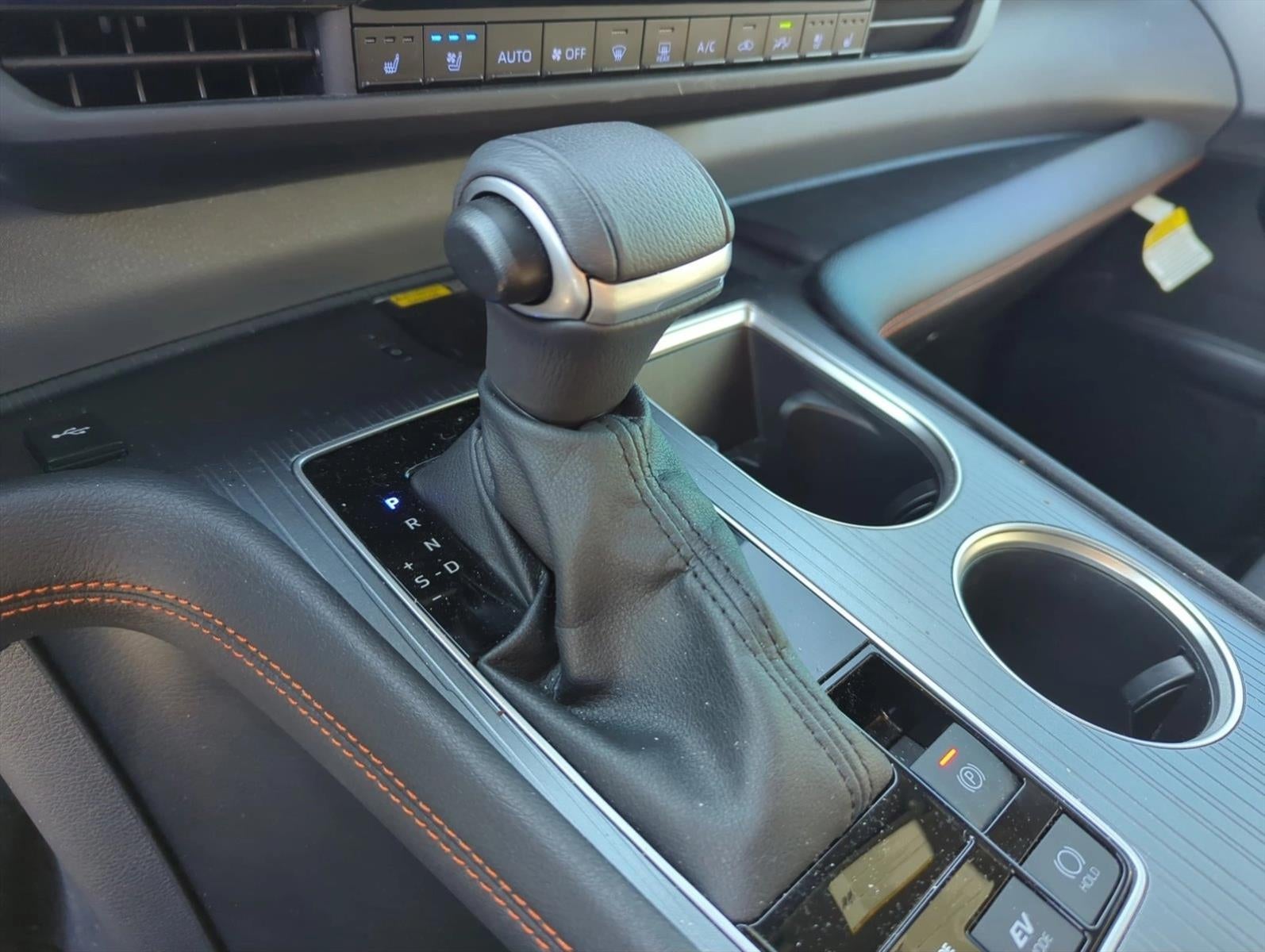 2024 Toyota Sienna XSE AWD 7-Passenger (Natl)