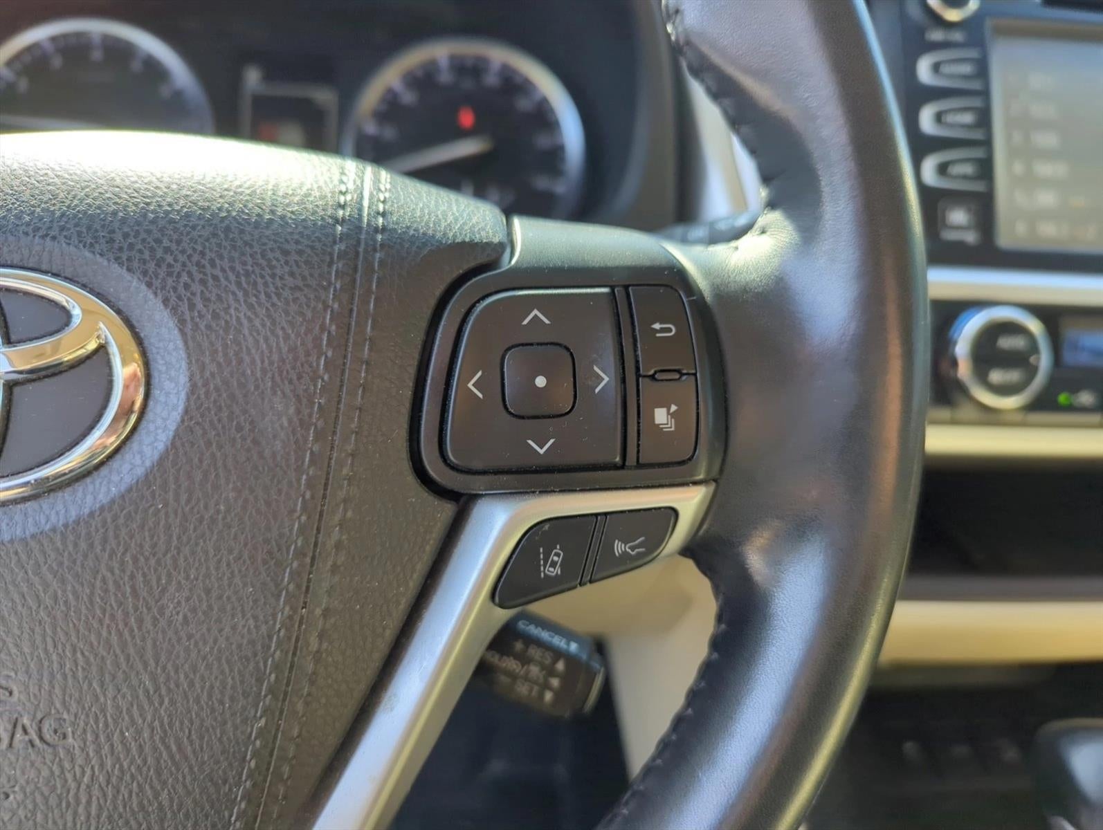 2019 Toyota Highlander Limited V6 AWD (Natl)