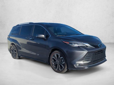 2025 Toyota Sienna Platinum FWD 7-Passenger (Natl)