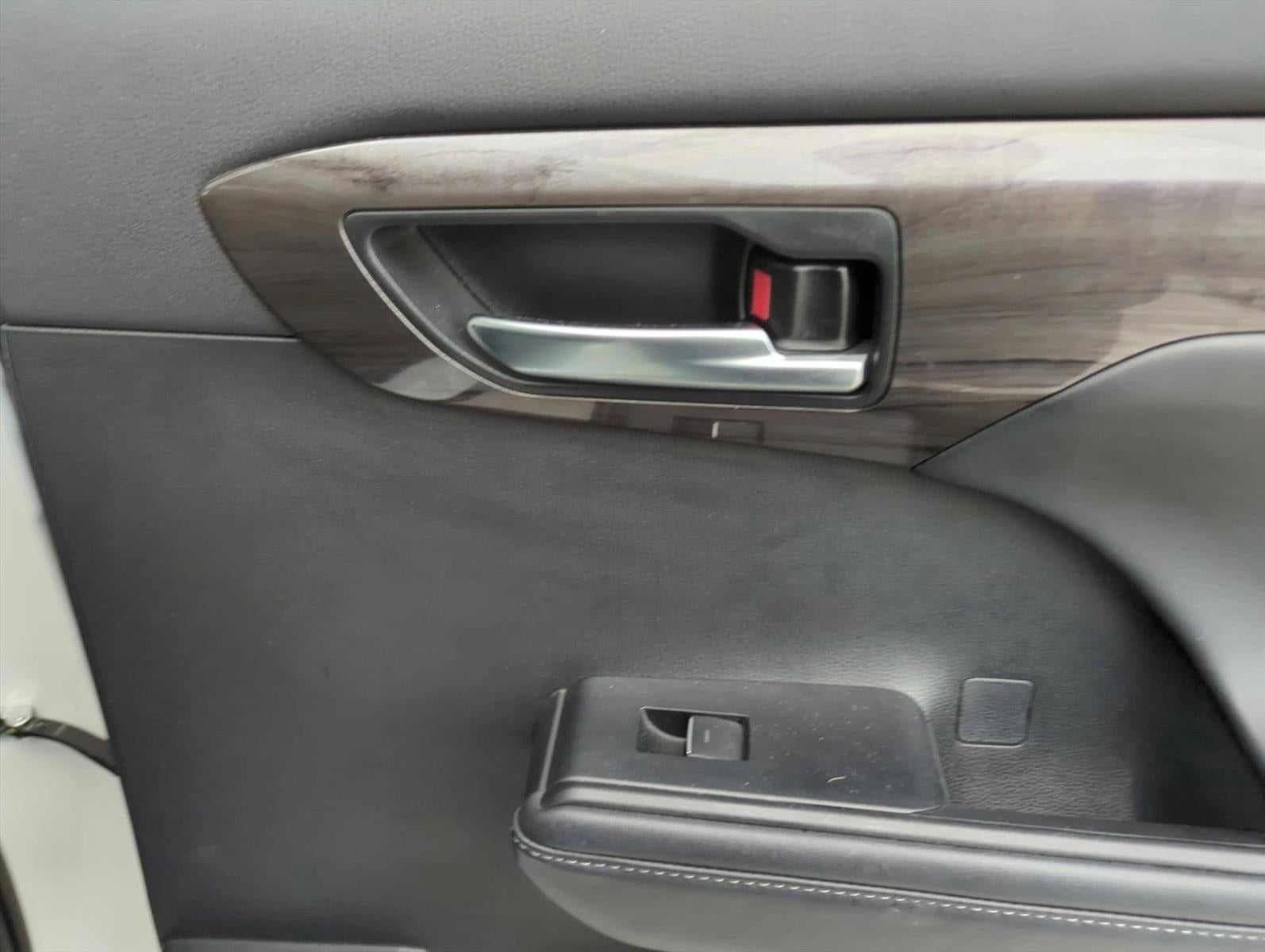 2022 Toyota Highlander Platinum AWD (Natl)