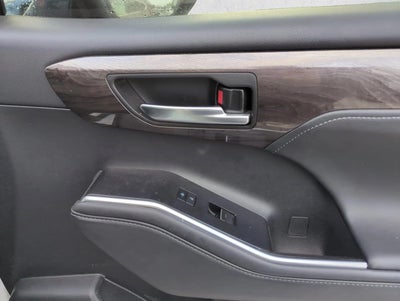 2022 Toyota Highlander Platinum AWD (Natl)