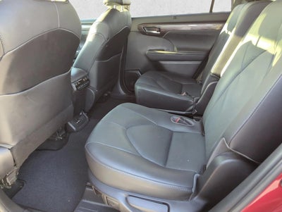 2021 Toyota Highlander Platinum AWD (Natl)