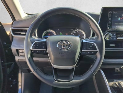 2022 Toyota Highlander Hybrid XLE AWD (Natl)