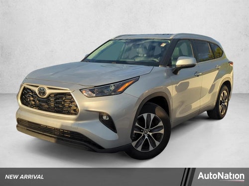 2024 Toyota Highlander XLE FWD (Natl)