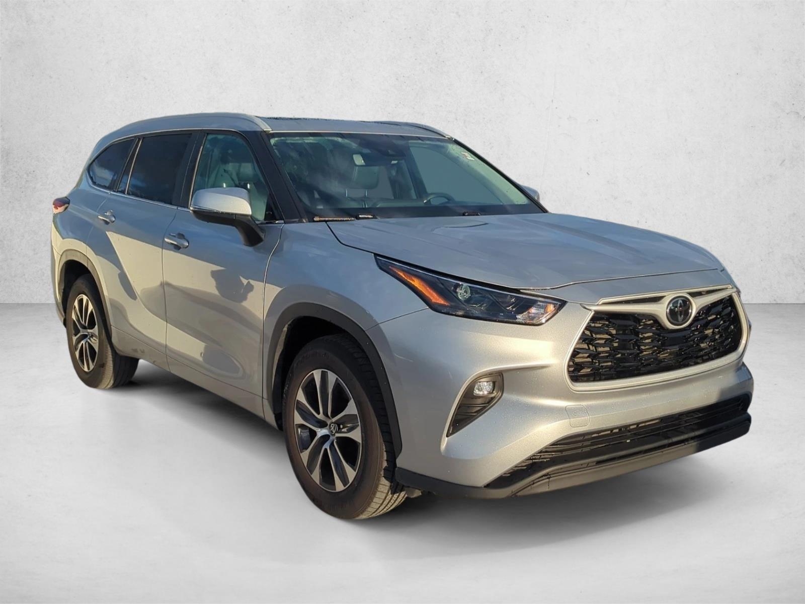 2024 Toyota Highlander XLE FWD (Natl)