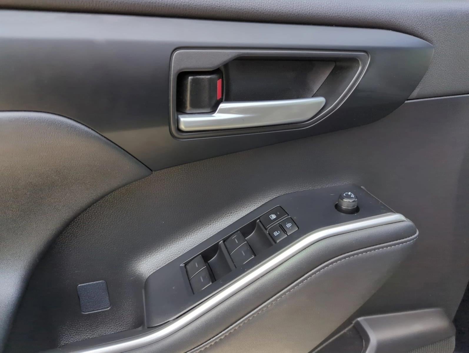 2023 Toyota Highlander XLE FWD (Natl)