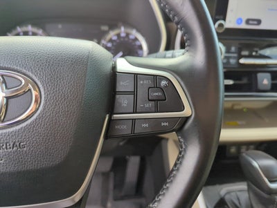 2023 Toyota Highlander XLE FWD (Natl)