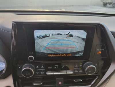 2023 Toyota Highlander XLE FWD (Natl)